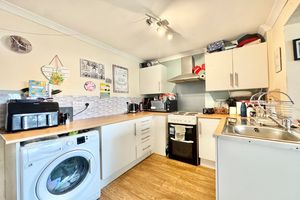 Kitchen- click for photo gallery